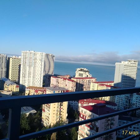 Апартаменты Mariamis Hous Батуми Экстерьер фото
